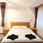 Apartment 4-bedrooms Luxury Very Close To Lift Bansko