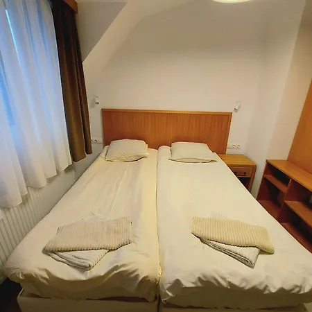 4-bedrooms Luxury Very Close To Lift Apartman Banszko